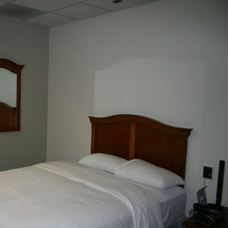 Los_Alamitos_7-11-2016_-_Bedroom_7.jpg